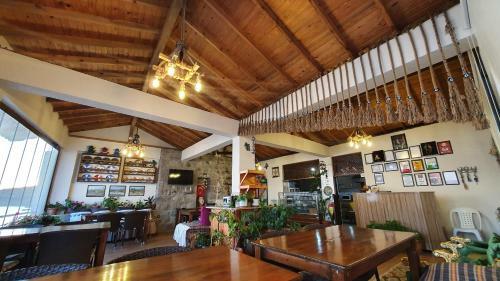 Assos Nazan Motel Restoran Beach