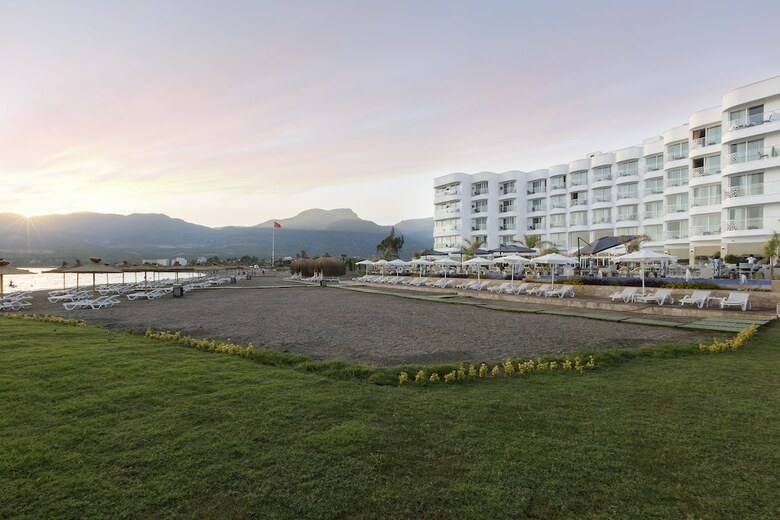 Marpessa Blue Beach Resort & Spa Hotel