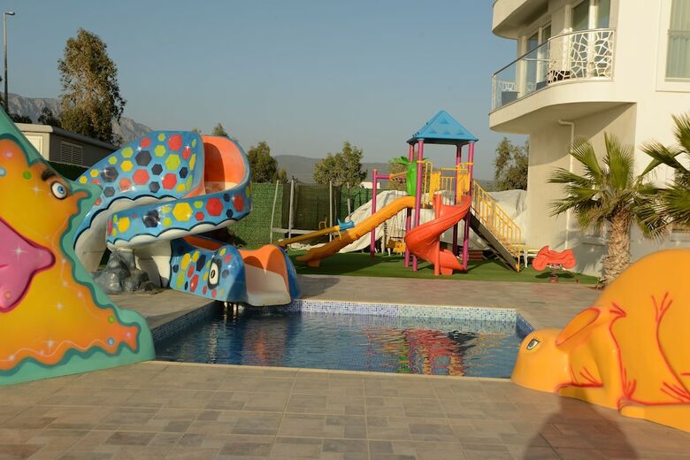 Marpessa Blue Beach Resort & Spa Hotel
