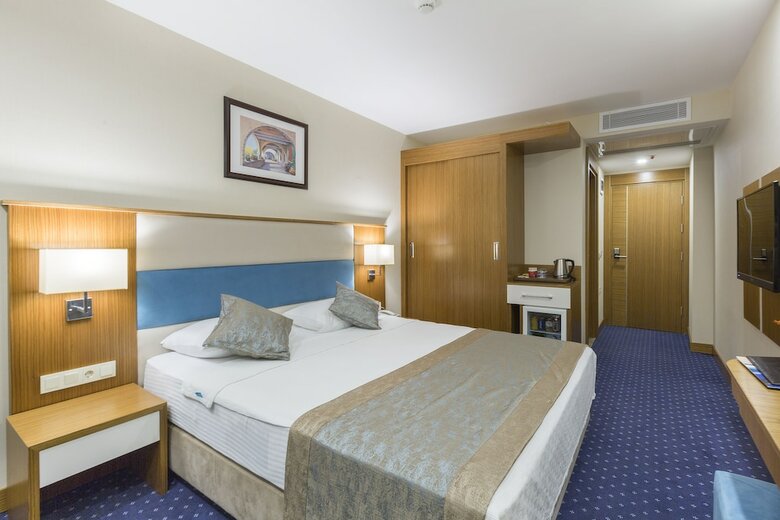 Marpessa Blue Beach Resort & Spa Hotel