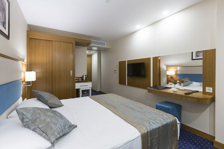 Marpessa Blue Beach Resort & Spa Hotel