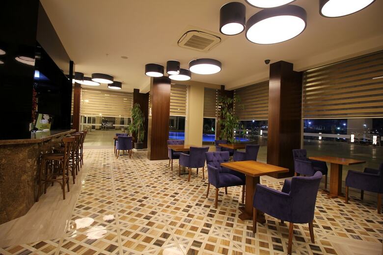 Marpessa Blue Beach Resort & Spa Hotel