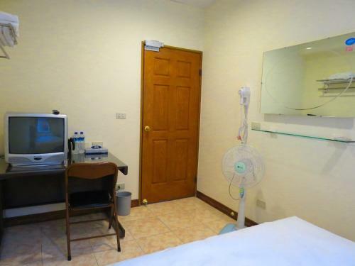 Bed & Breakfast Ez Stay Juifen(Ruifang Station)