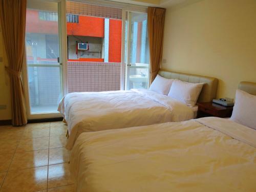 Bed & Breakfast Ez Stay Juifen(Ruifang Station)