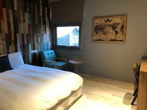 Jiufen Happyland B&B
