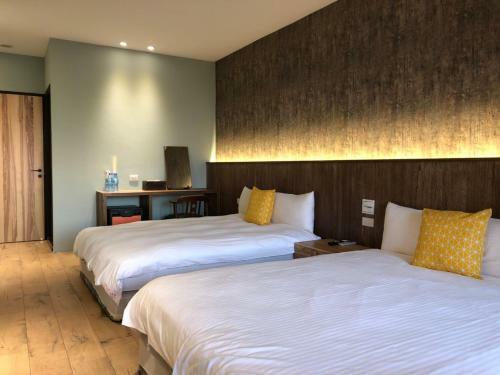 Jiufen Happyland B&B