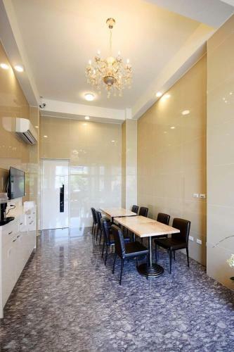 Dong-qing Swiss Homestay