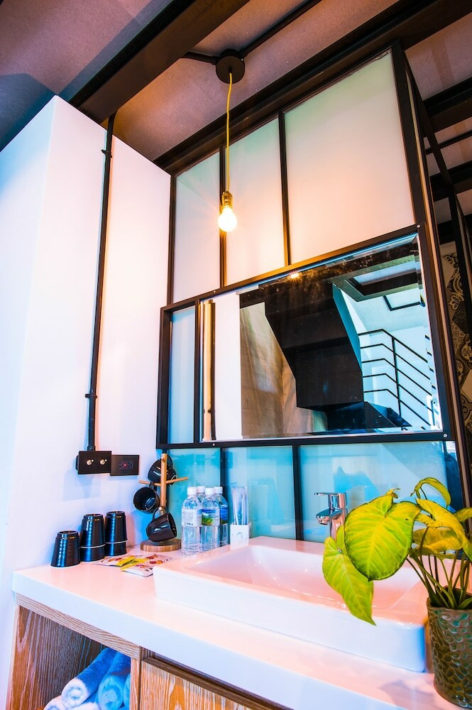Hostal Pathway Inn