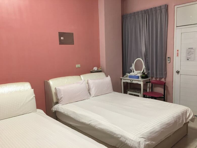 Hotel Happy Homestay