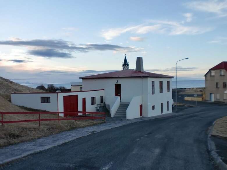 Hostal Guesthouse Tilraun