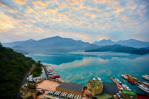 Taiwan Beauty Hotel - Sun Moon Lake