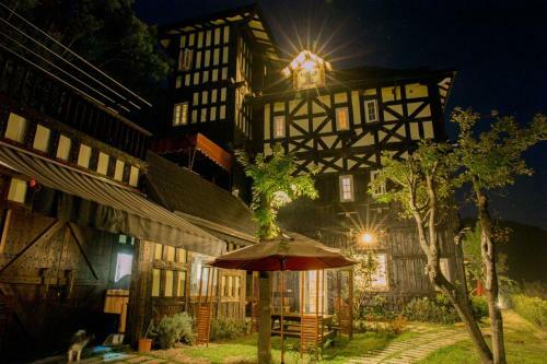 Black Forest Manor