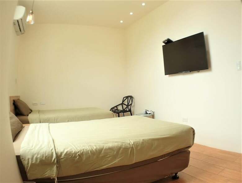 Bed & Breakfast Living My Life Hostel