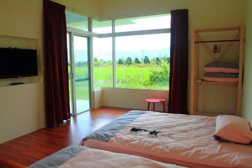 Bed & Breakfast Meet Canaan