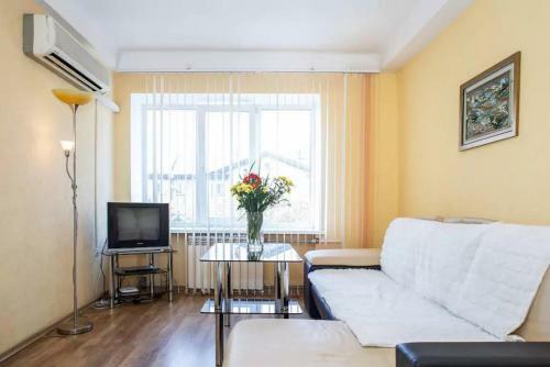 Apartment On Sobornyi Avenue