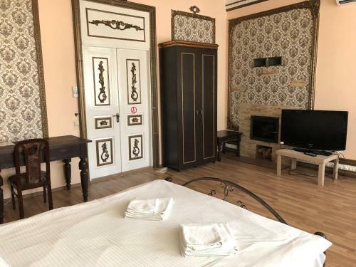 Hotel Fortetsya Malehiv