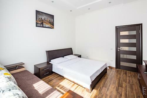 Avangard Liberty Avenue Apartment