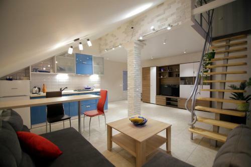 Apartamento Mini Hotel On Kostandi Street