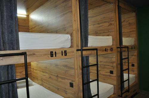 Full House Hotel & Capsule Hostel, Rivne