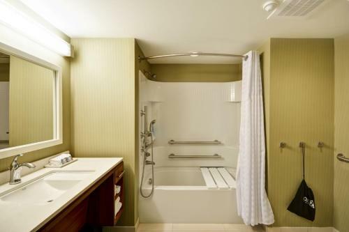 Hotel Home2 Suites By Hilton Decatur Ingalls Harbor