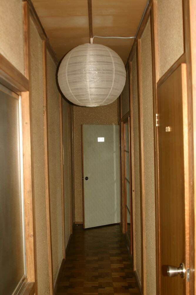 Hostal Tentsuku Guest House