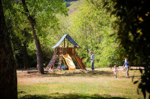 Morgan Hill Camping Resort Cottage 5
