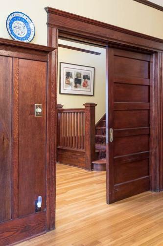 Elegant Victorian Near Downtown San Jose