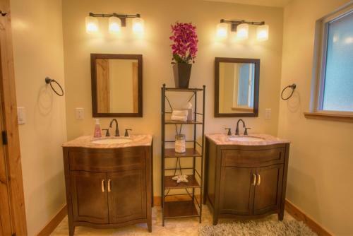 Prestigious Home South Lake Tahoe