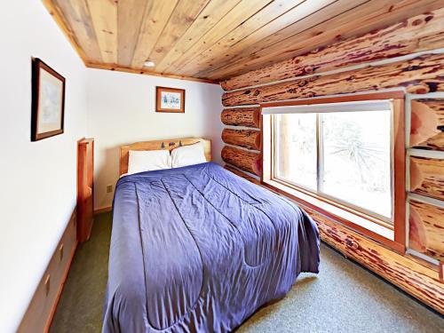 Twelve Bedroom 232 Northside Circle Home