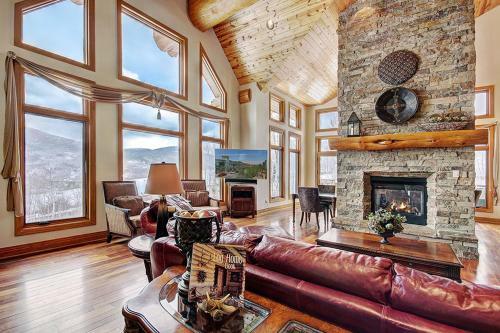 Woodland Lodge At Ruby Ranch Home