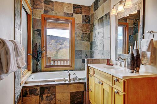 Woodland Lodge At Ruby Ranch Home