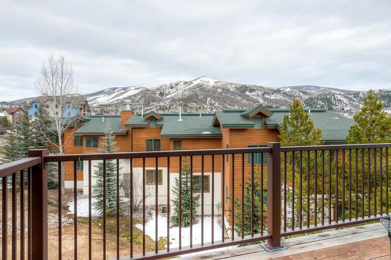 Eagleridge Townhomes 1573