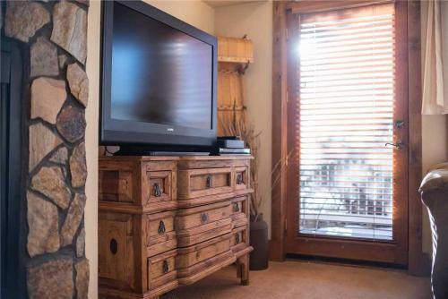 2103 Timberline Lodge, Trappeur's Crossing