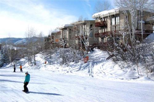 Storm Meadows Townhouses - Sth31