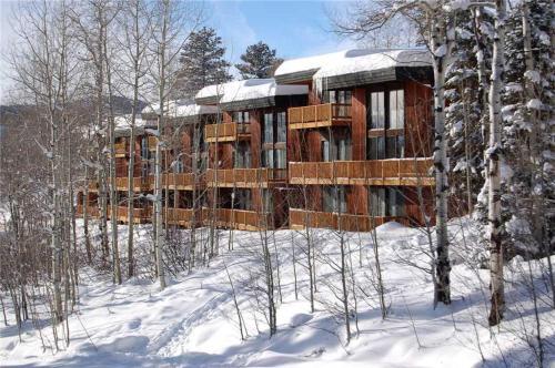 Storm Meadows Townhouses - Sth31