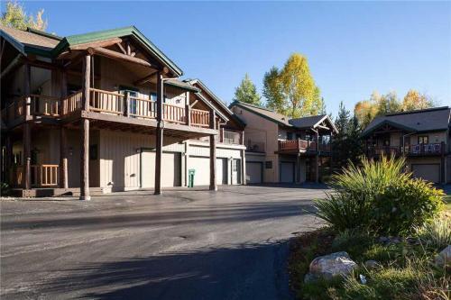 Saddle Creek Sc745