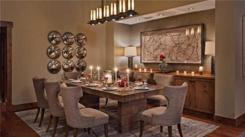 Quandary Peak Penthouse 704