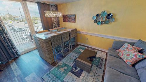 Hotel Island Inn Beach Resort