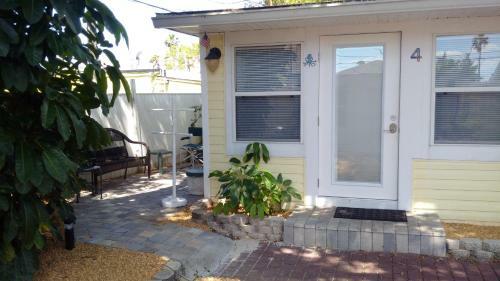 Villa The Cottages At Madeira Beach