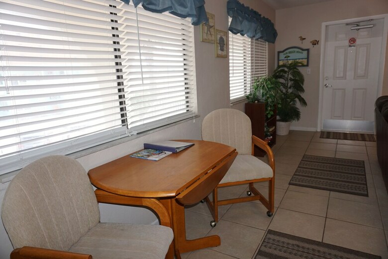 Hotel Redington Surf Resort