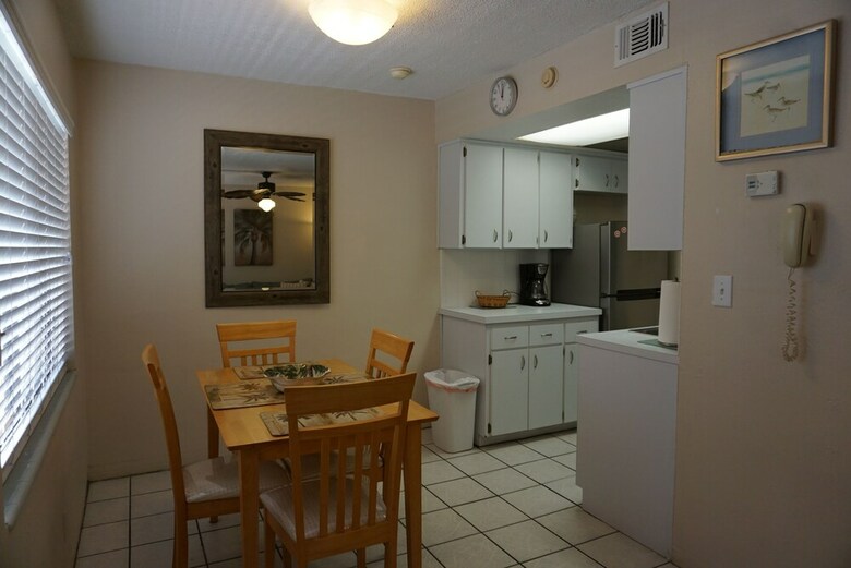 Hotel Redington Surf Resort
