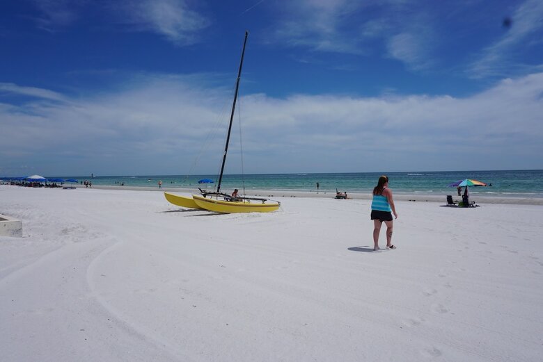 Hotel Redington Surf Resort