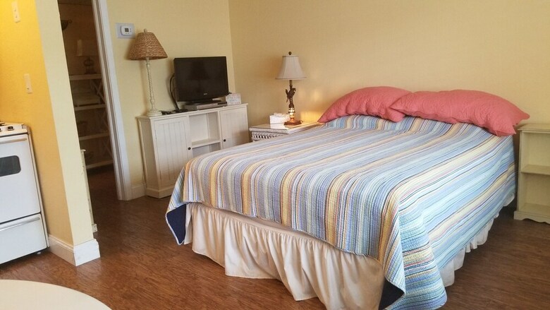 Hotel Redington Surf Resort