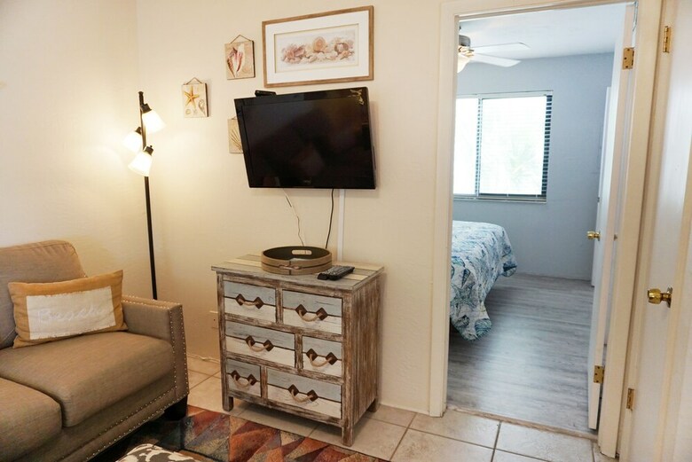 Hotel Redington Surf Resort