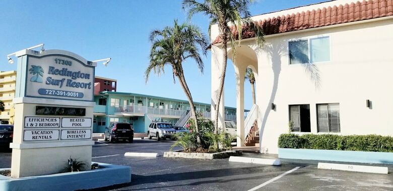 Hotel Redington Surf Resort