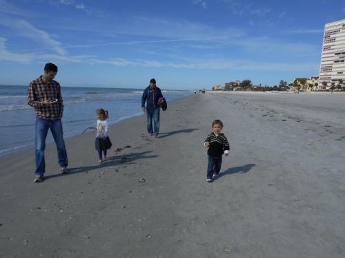 Apartamento 3000 Sq Ft Beach And Bay Condo