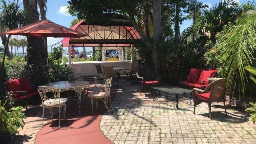Bed & Breakfast Sea Breeze Manor Inn