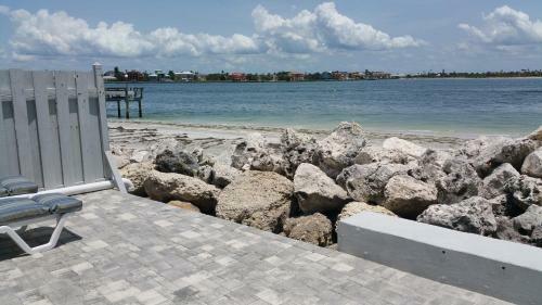 Villa Island's End Resort