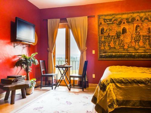 Bed & Breakfast Talus Rock Retreat