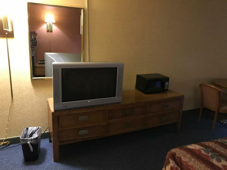 Hotel Economy Inn